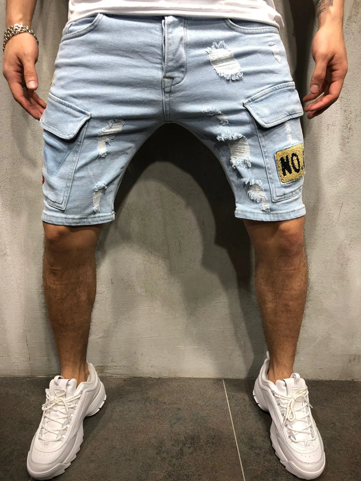 Graffiti Denim Shorts (Five-Point Style)